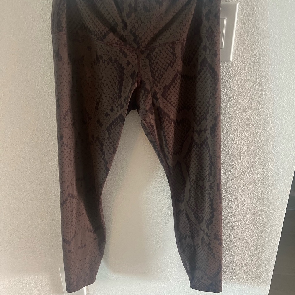 Yarley brown faux snake skin leggings, size L